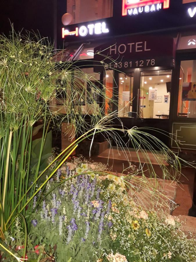 Hotel Vauban リヴリー・ガルガン エクステリア 写真