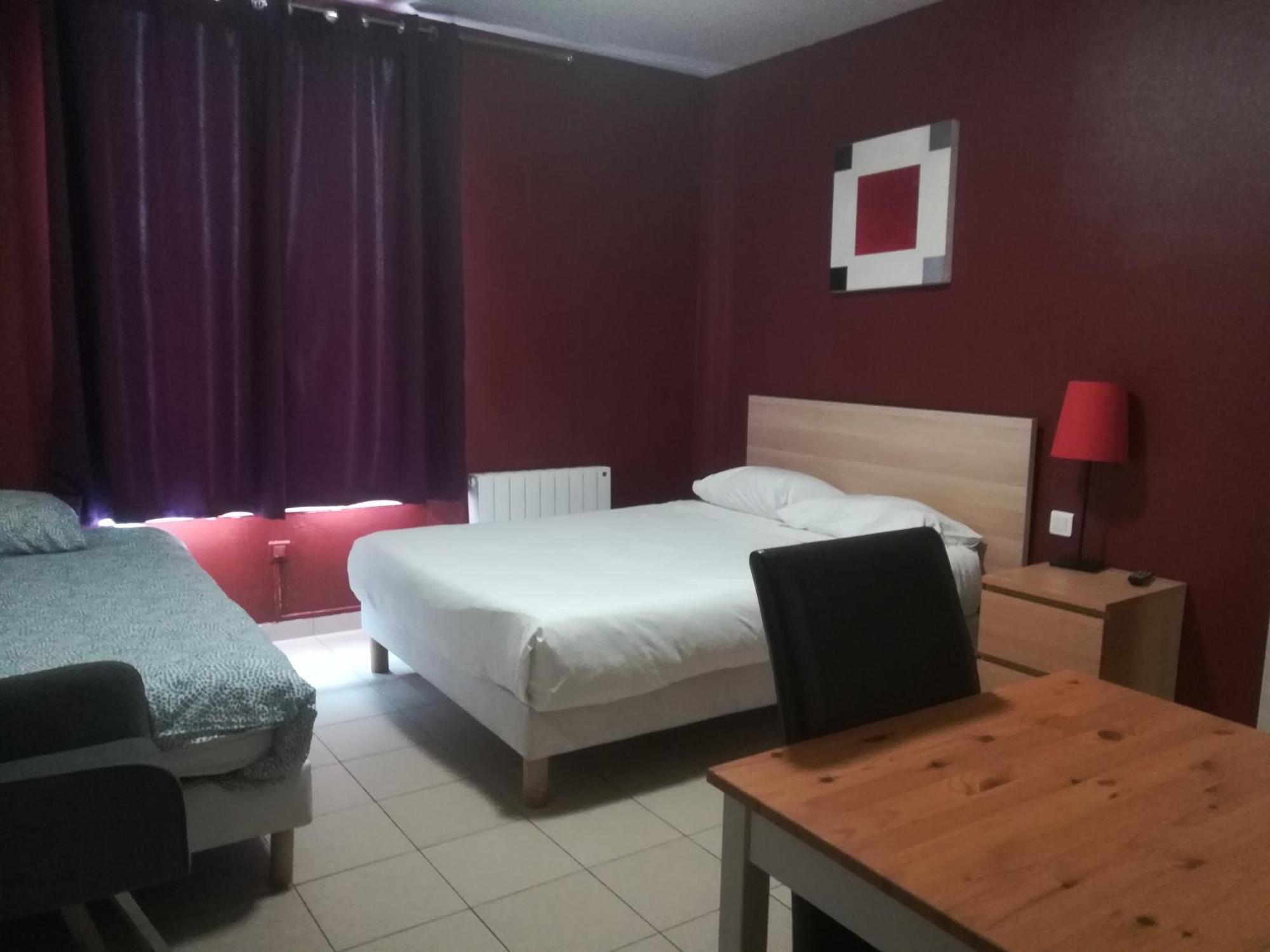 Hotel Vauban リヴリー・ガルガン エクステリア 写真