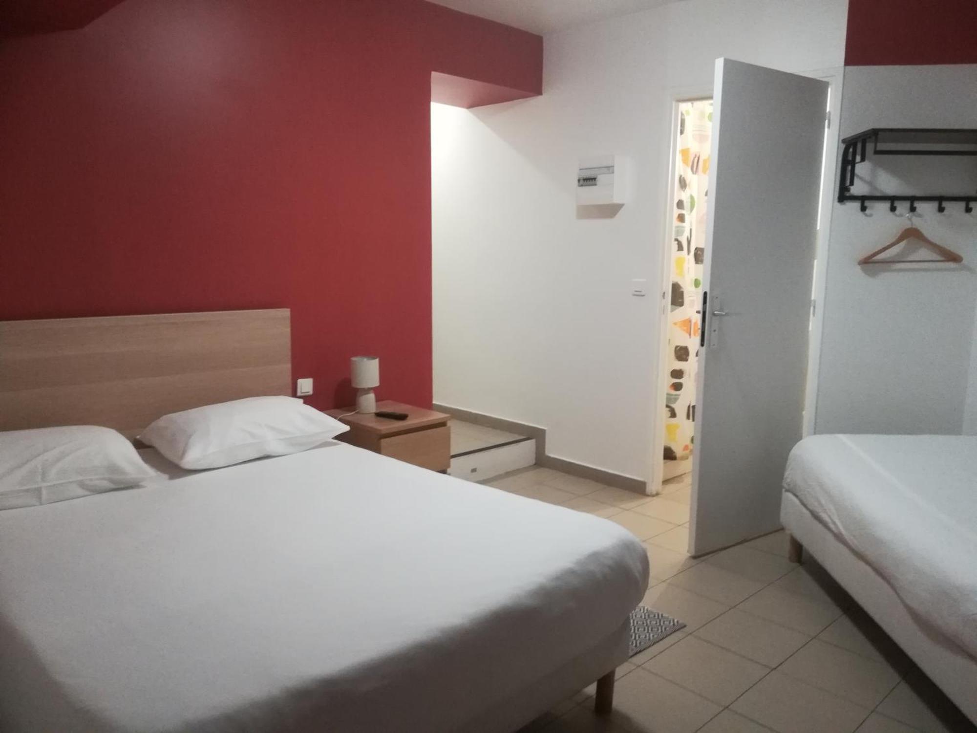Hotel Vauban リヴリー・ガルガン エクステリア 写真