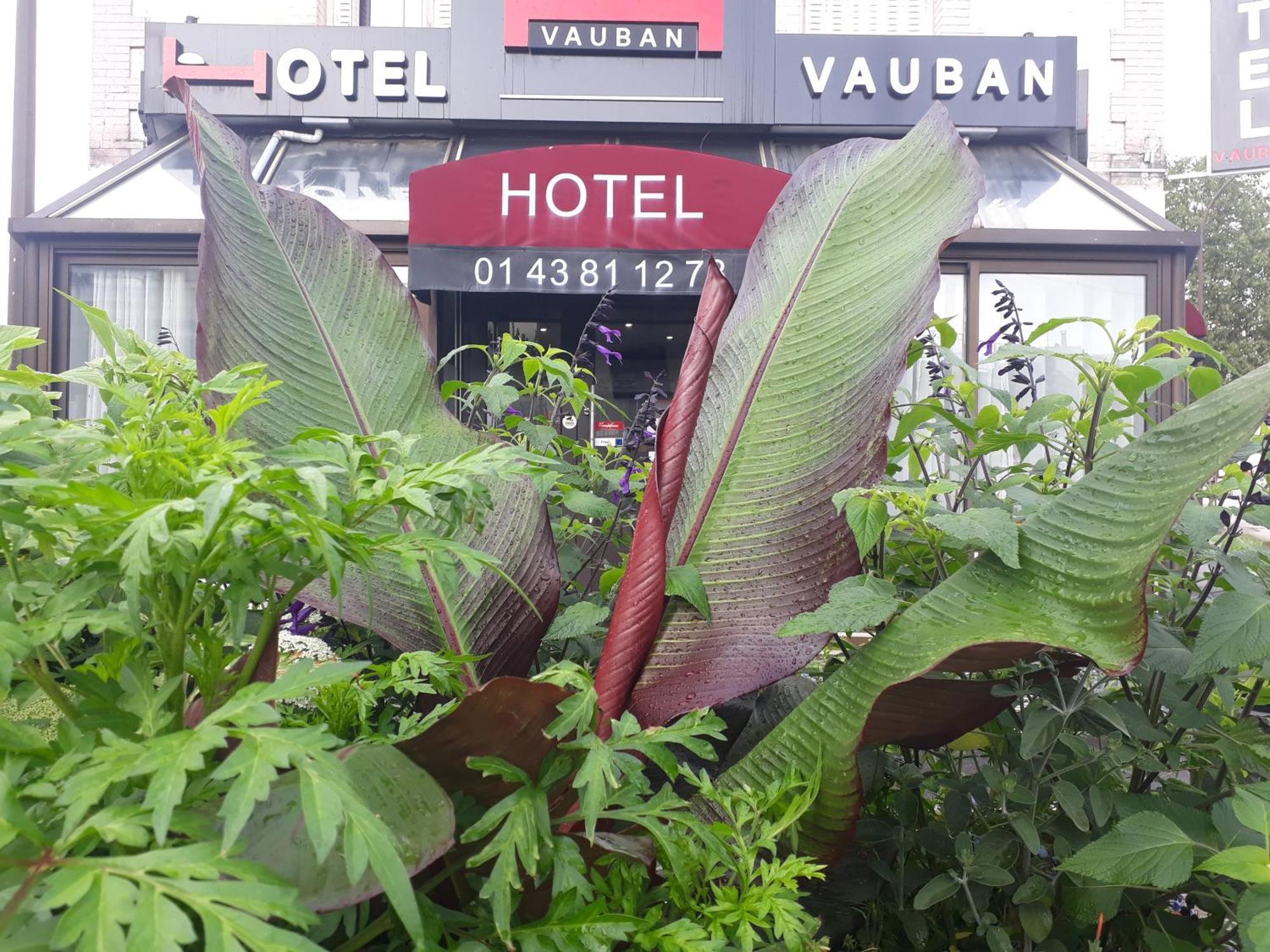 Hotel Vauban リヴリー・ガルガン エクステリア 写真